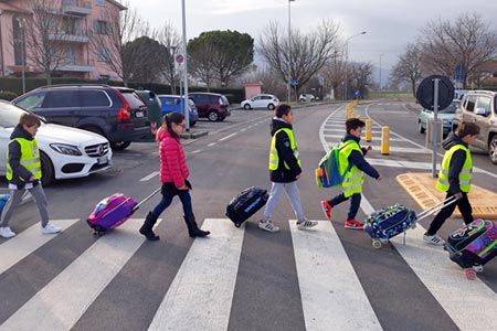 Sorveglianza entra uscita scuole 